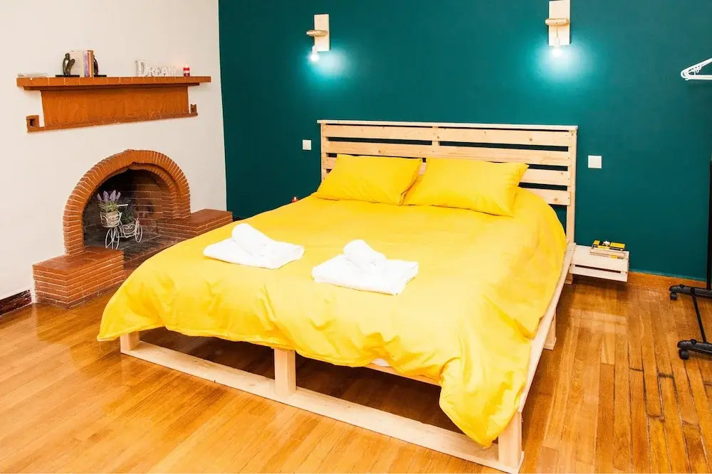 Stay in Fabulous Apartment in Athens