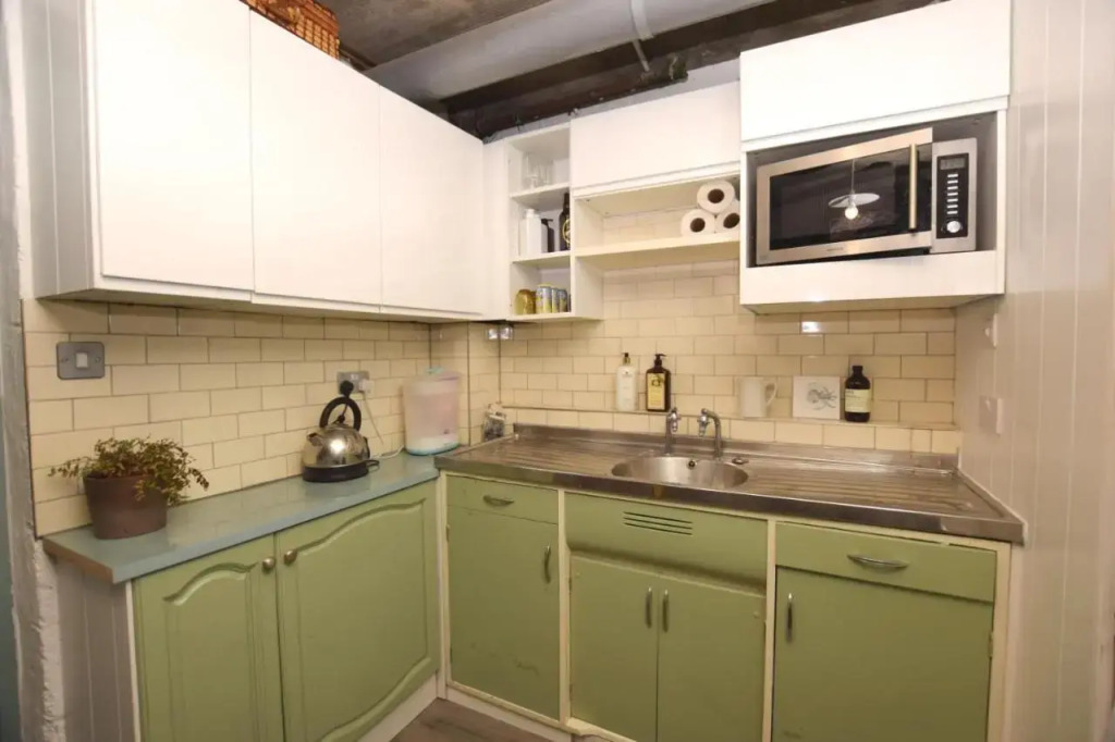 Stylish 3 bed house with parking in Bermondsey, SE1