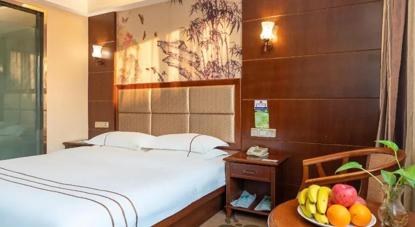 Yiwu Holton Hotel