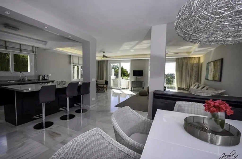 Exquisite villa near beach with Heated pool
