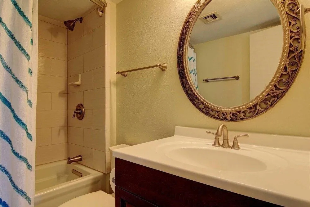 Sea Escape - 2 Br Condo