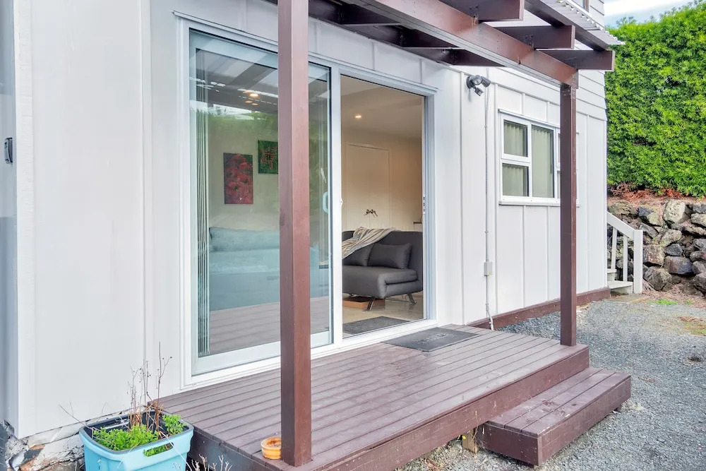 Cute And Modern Unit Free Parking And Wifi