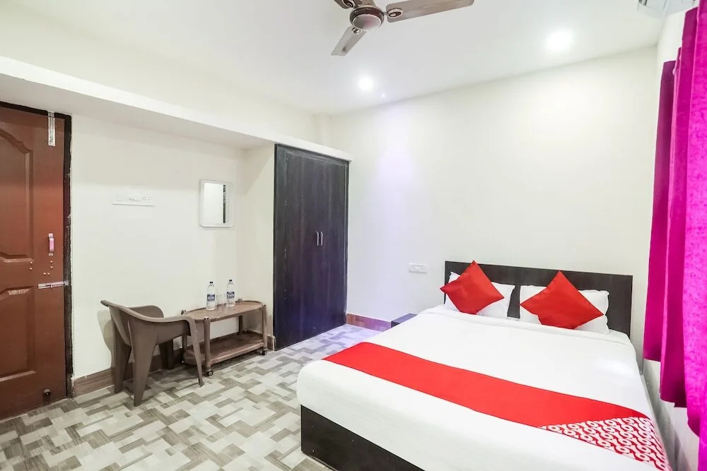 Arati Homes by OYO Rooms