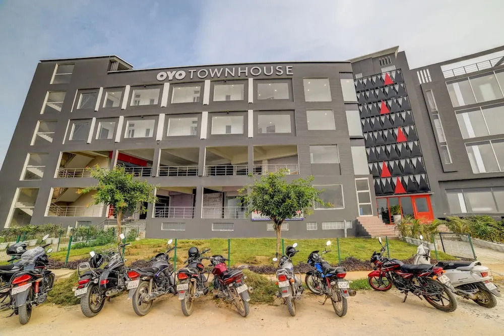 Oyo Townhouse 125 Medawas
