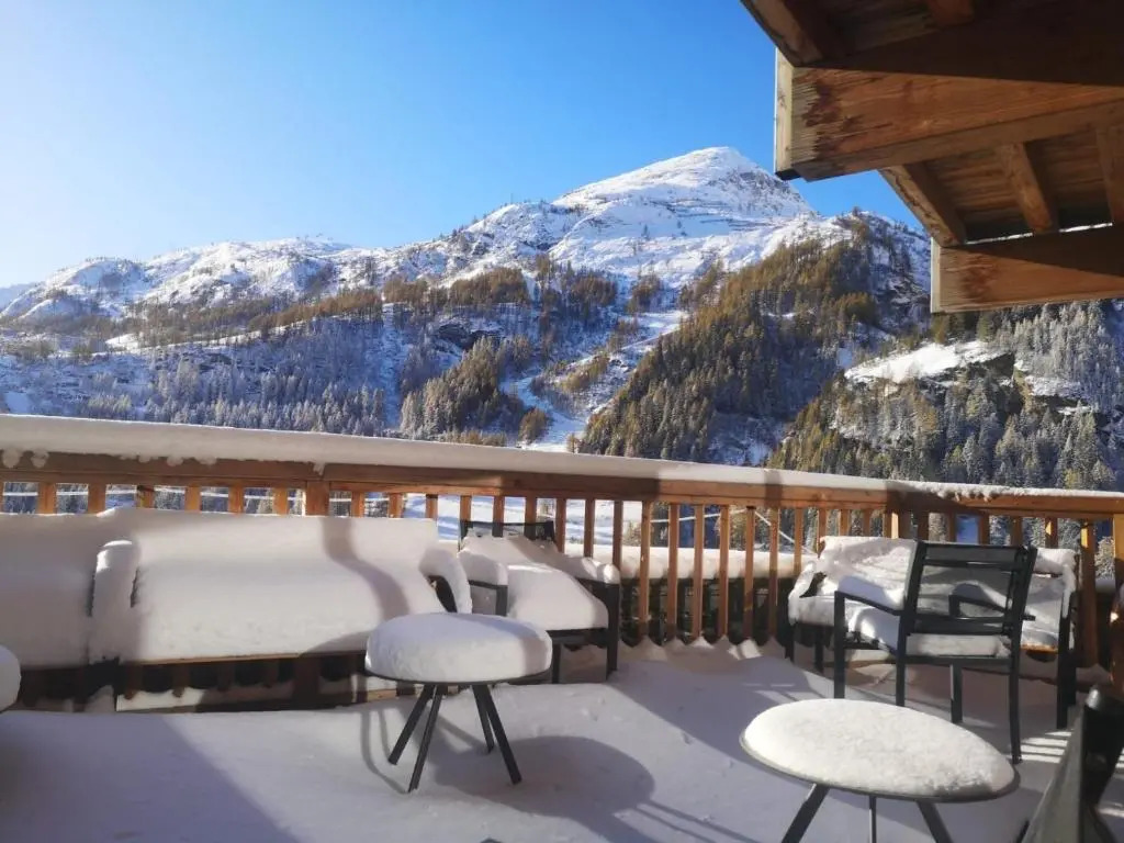 Chalet Charlie