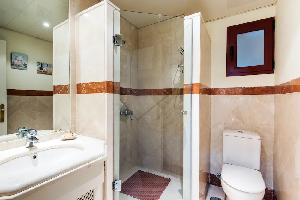 RentAndHomes Marbella Luxury Beach
