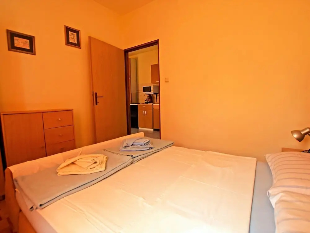Apartments Pinka 30 M From The Sea