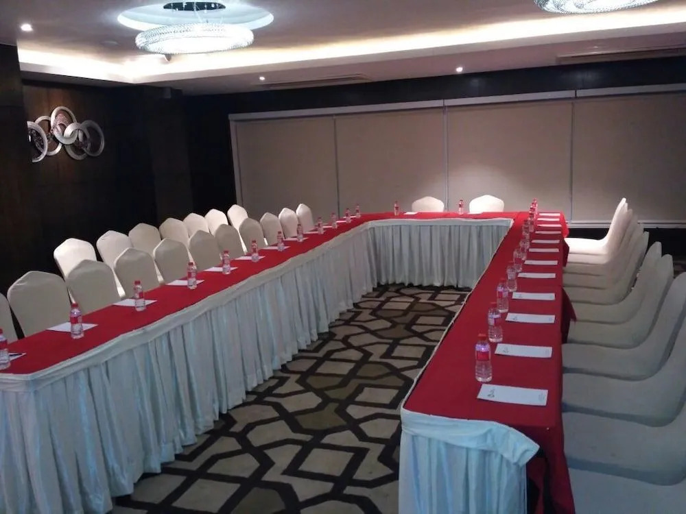 JK Rooms 118 Urban Hermitage