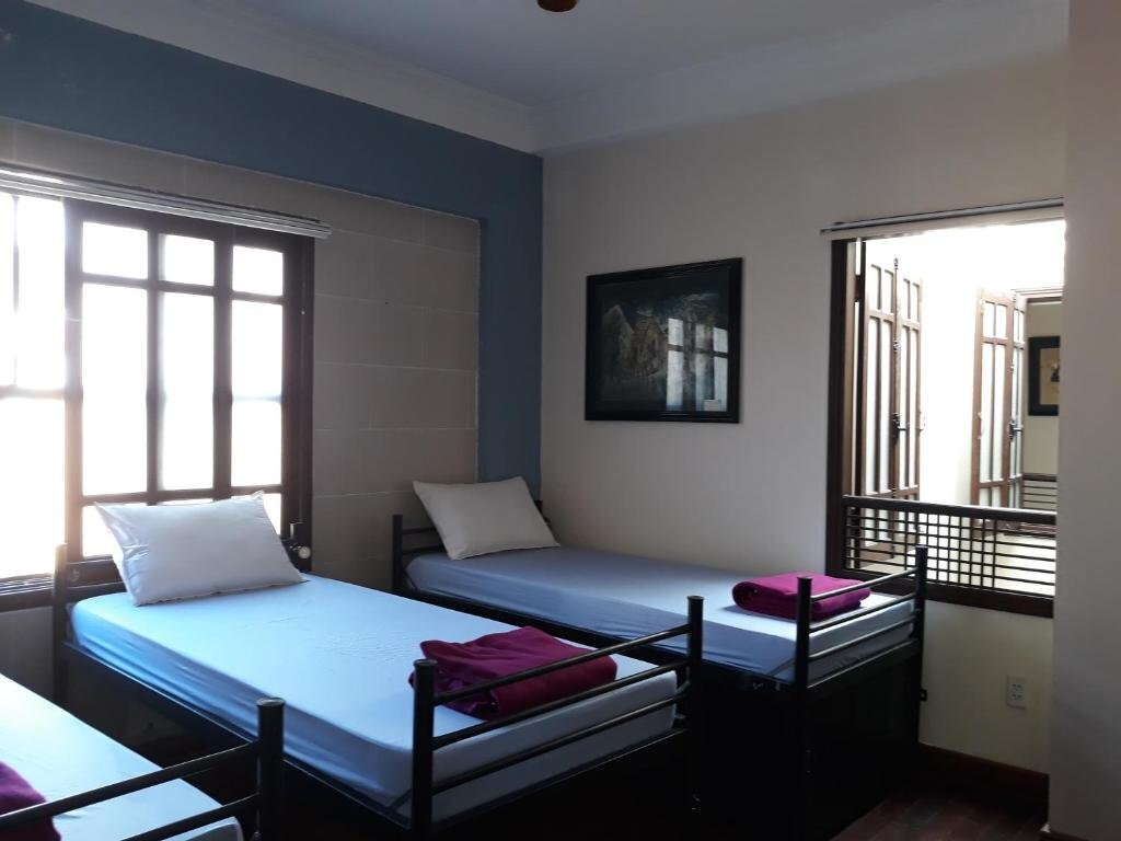 Long Life Hotel