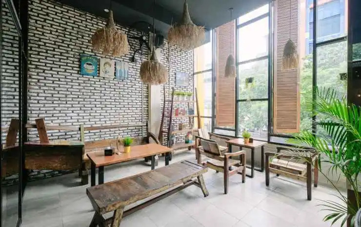 Lopi Hotel