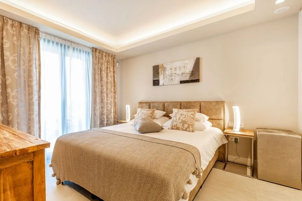 A-VITA Azahar Luxury Apartments