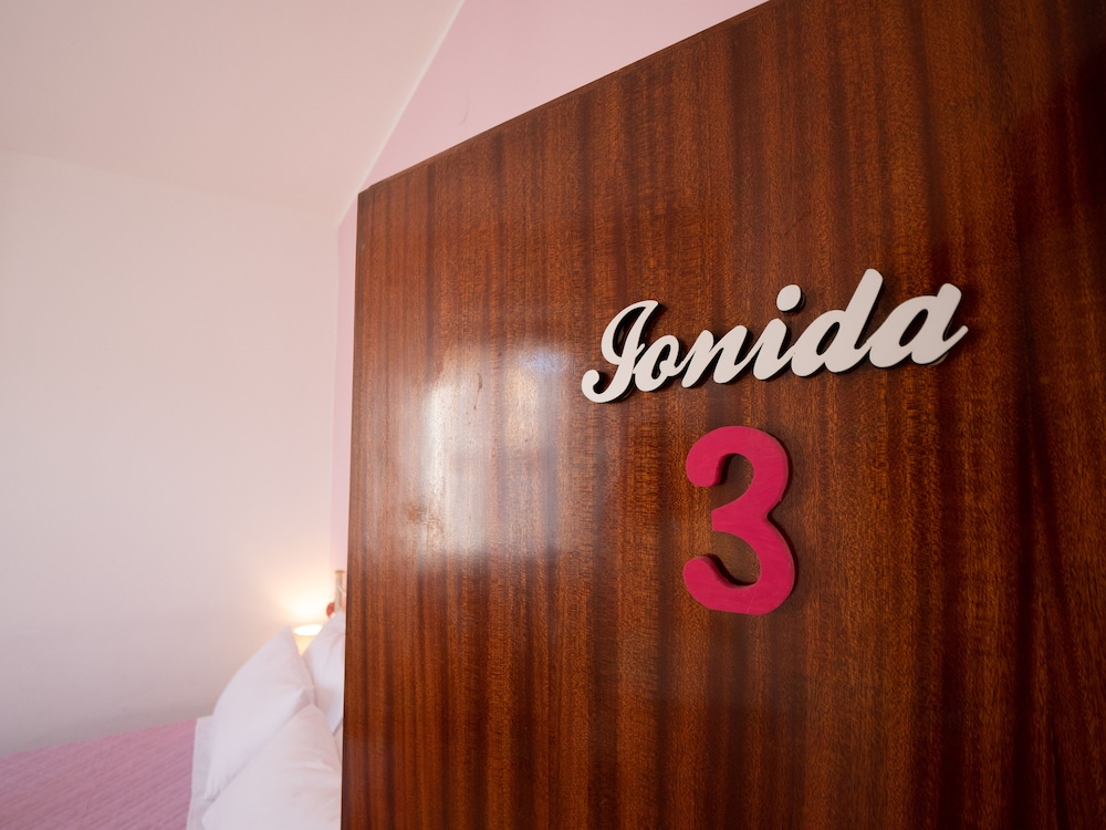 CASA MAFALDA - Rooms, friends and more - Affittacamere, Guest House