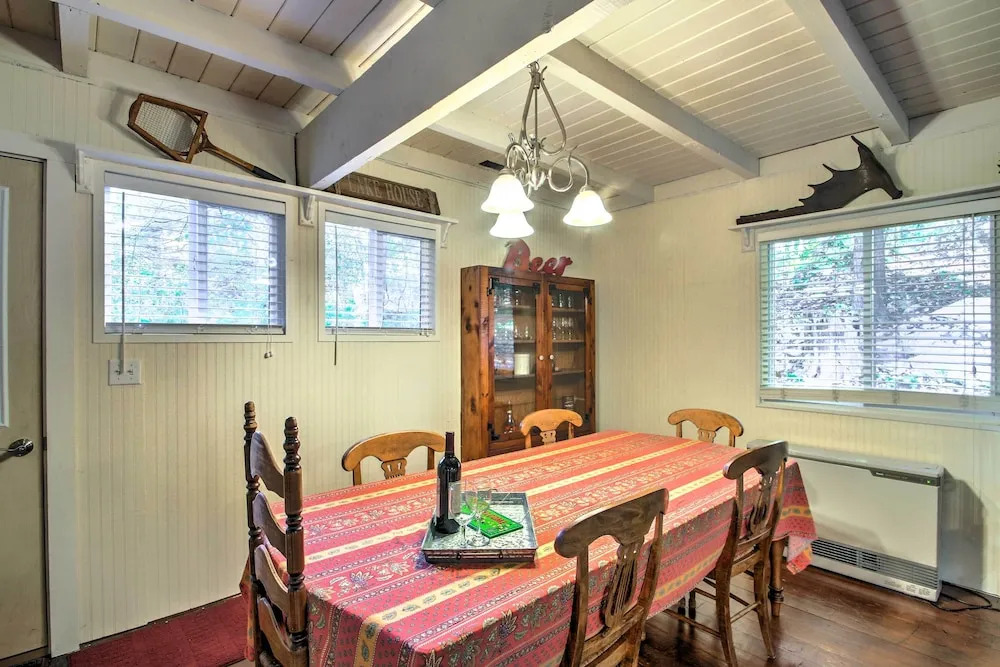 Gilford Cabin - 2 Mi to Gunstock Mountain Resort!