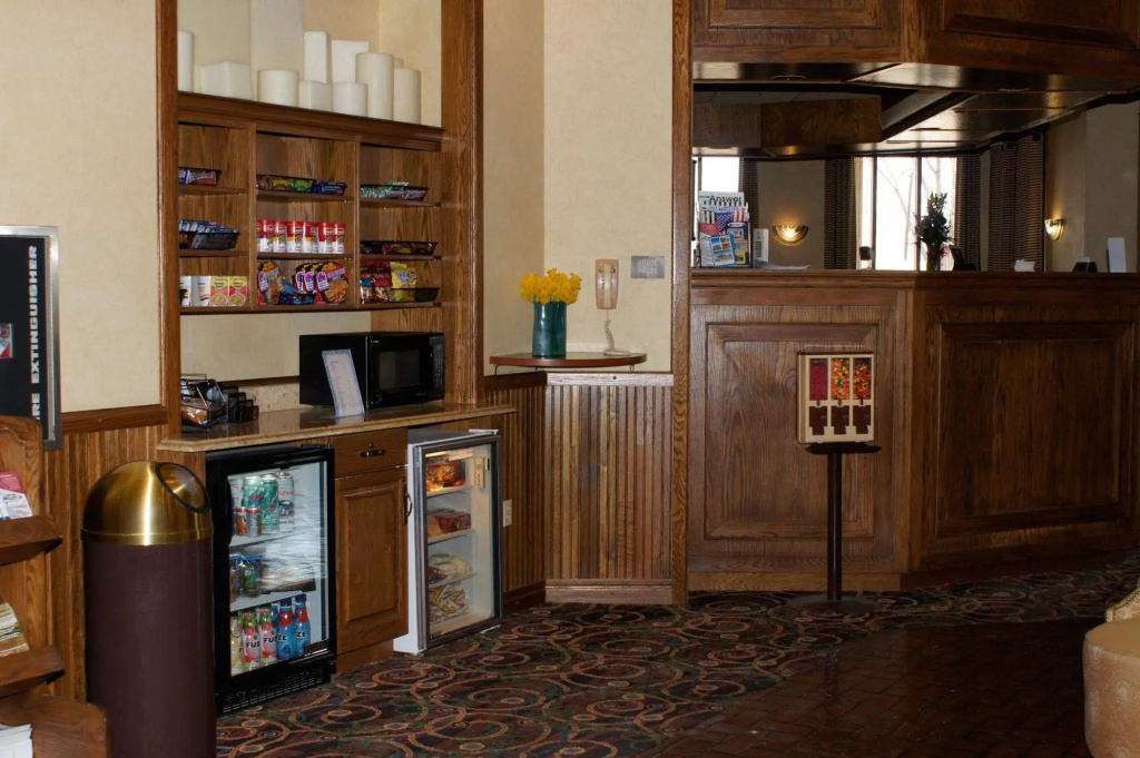 El Rancho Hotel