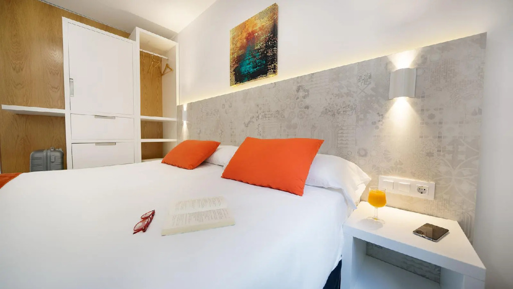 Ura Hotels Lara Adults Only