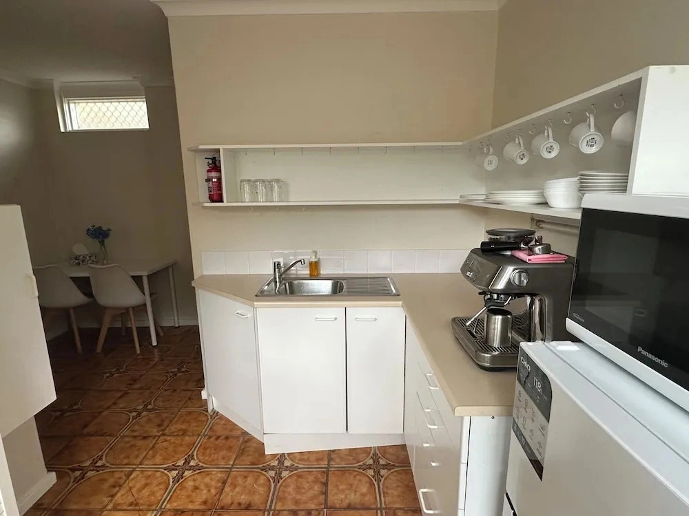 Curtin Cozy 2-bedroom House Near Canberra Hospital