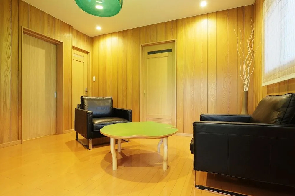 Tengachaya Residence East