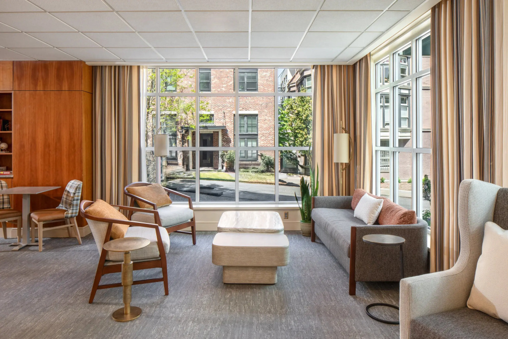 Park Lane Suites & Inn