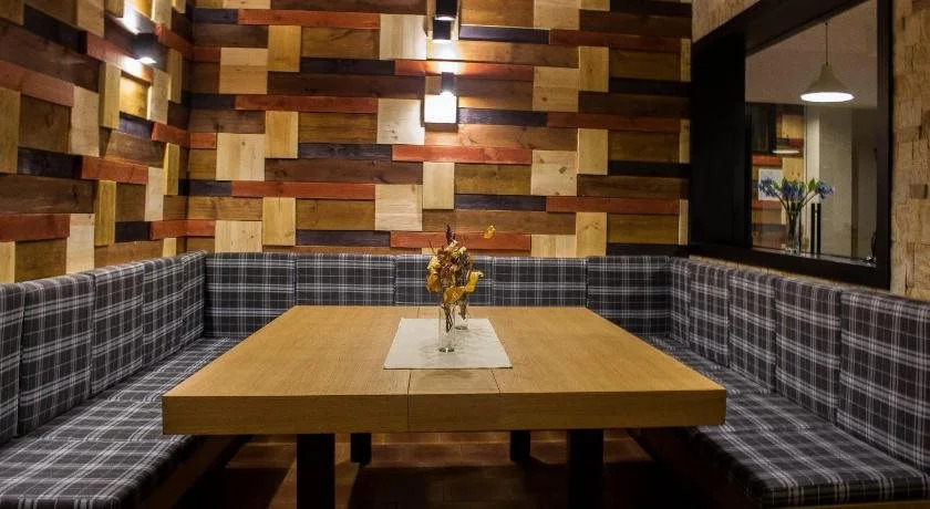 Trigrad Hotel