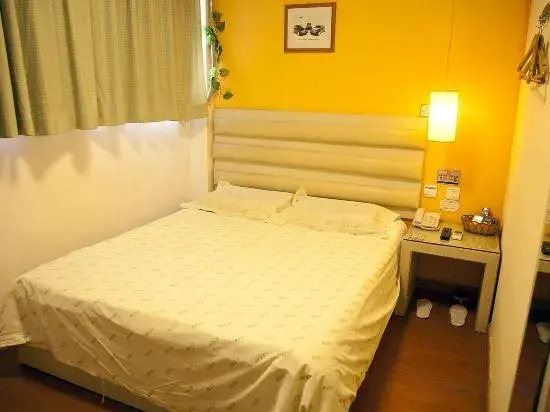 Rest Motel (Pingyang Kunyang Renmin Road Store)