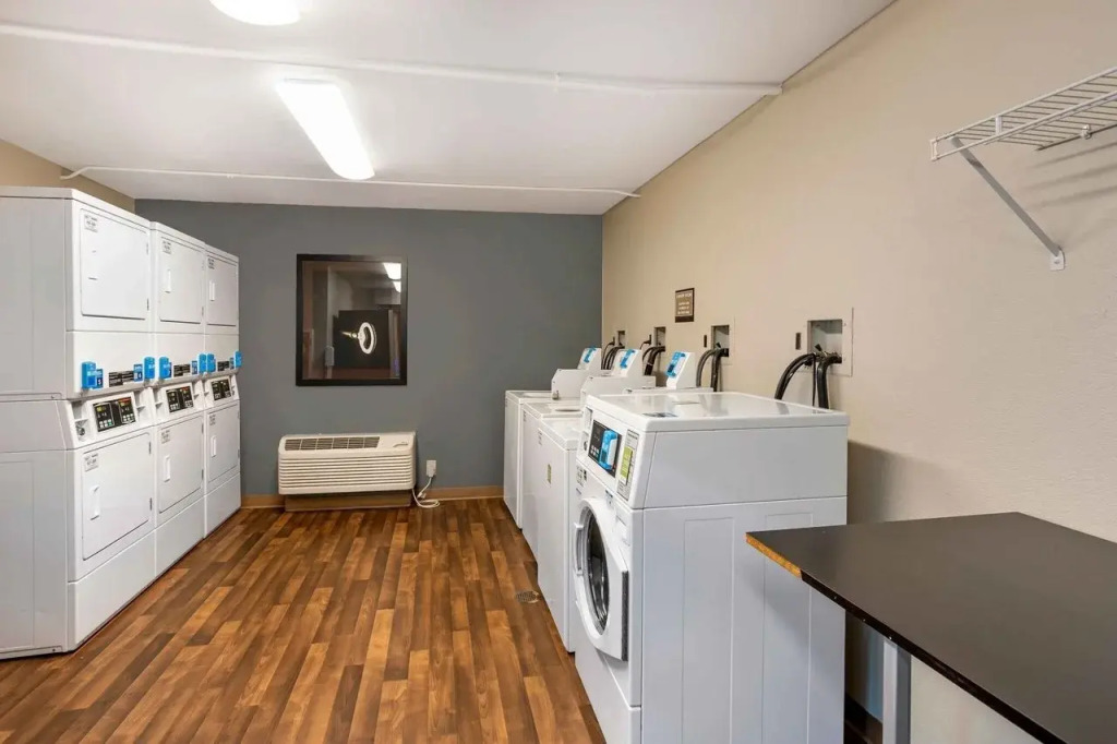 Suburban Studios Exton - Philadelphia Great Valley