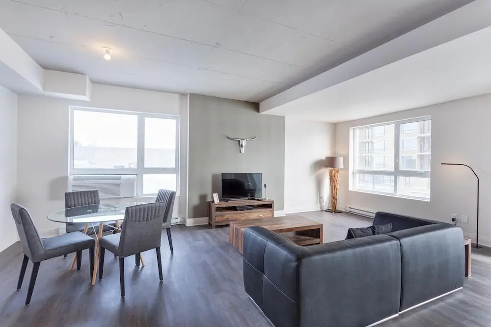 LEquinox Modern Apartments by Corporate Stays