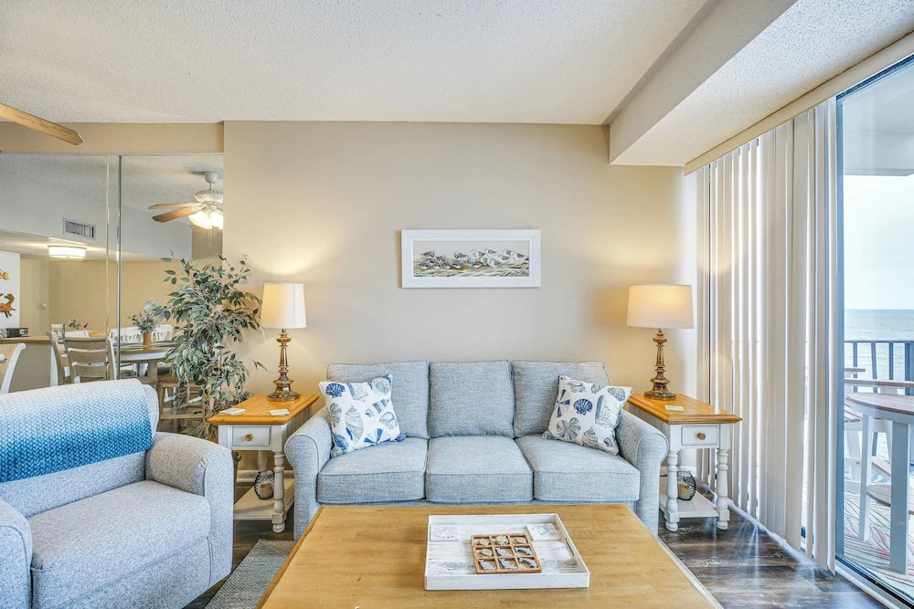 Oceanfront Garden City Beach Condo For Families!