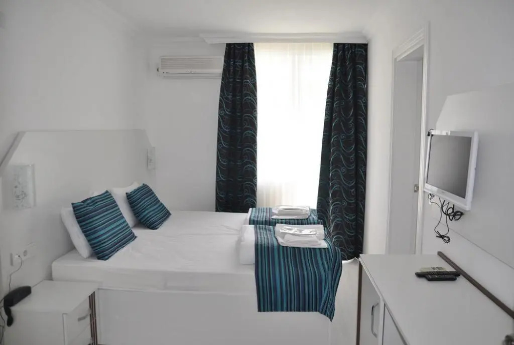 Teos Hotel