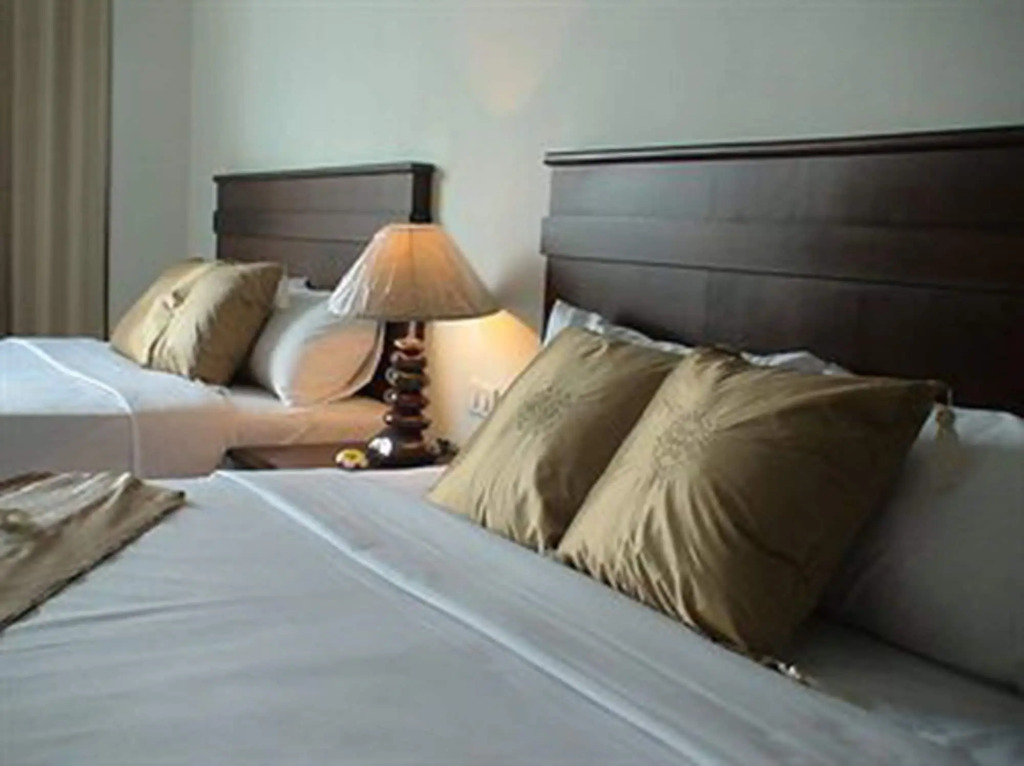 Crown Pattaya Beach Hotel