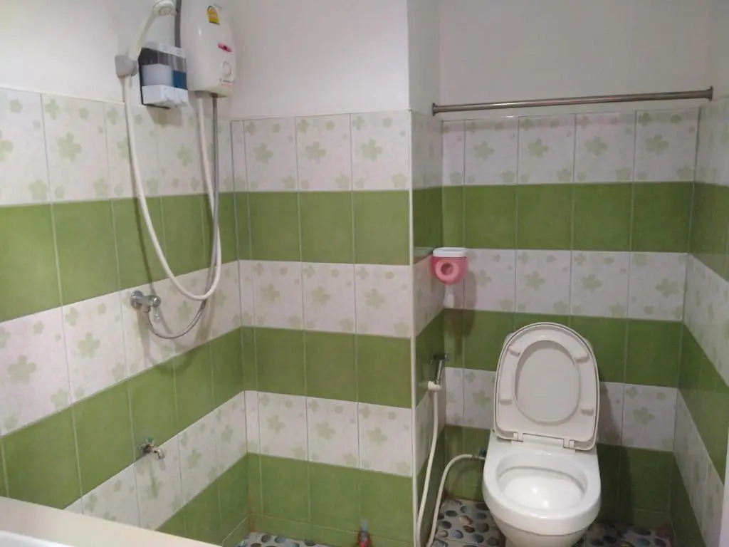 Rueangsrisiri Guesthouse 2