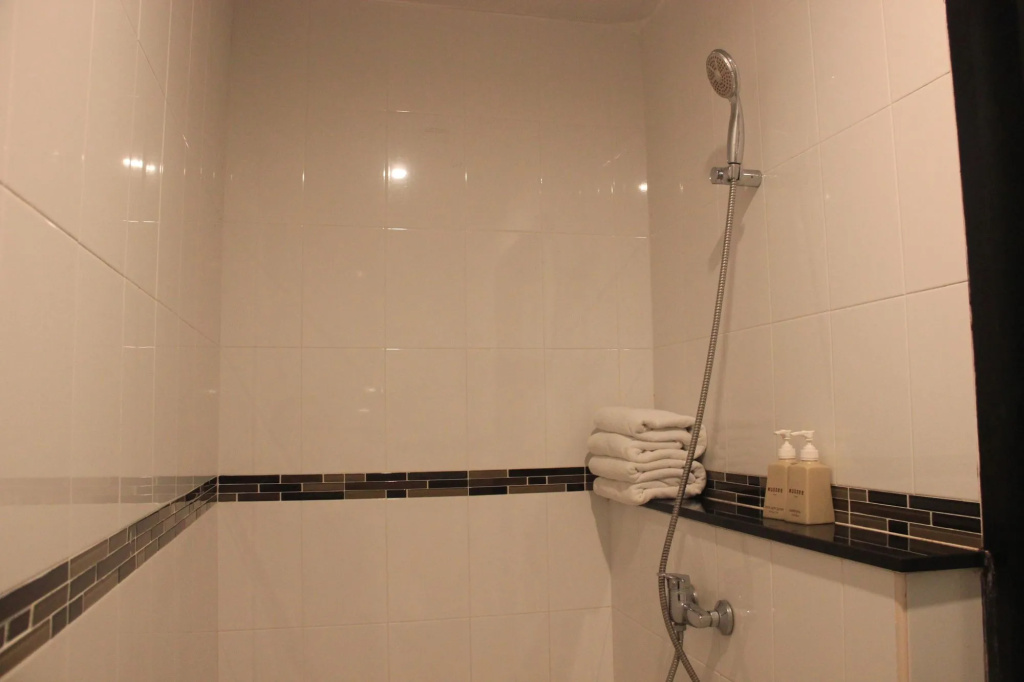 Must Sea Hotel - SHA Hotel