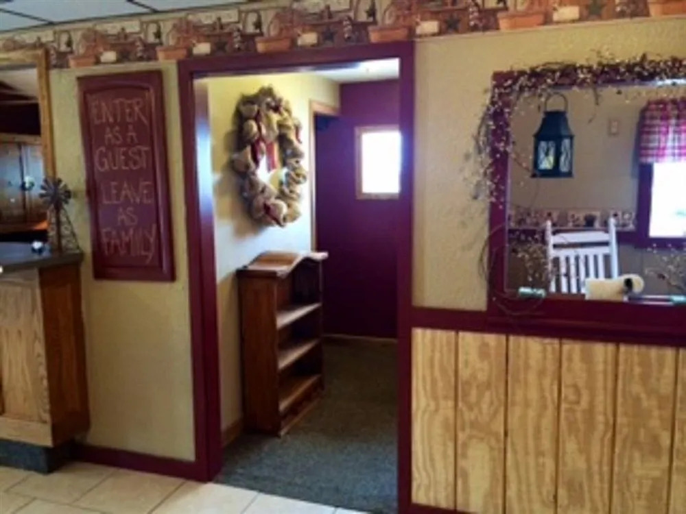 The Country Edge Motel