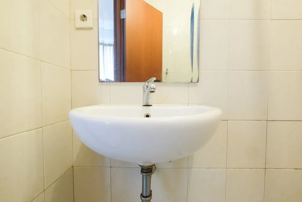Compact Minimalist 1BR Apartment at Thamrin Residence