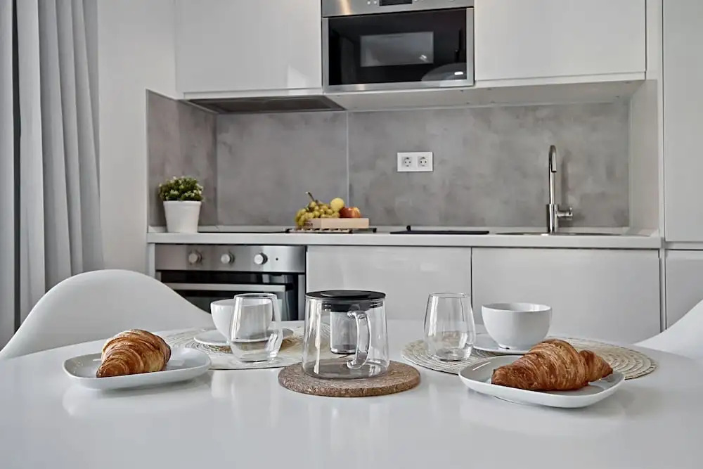 Carihuela Suites