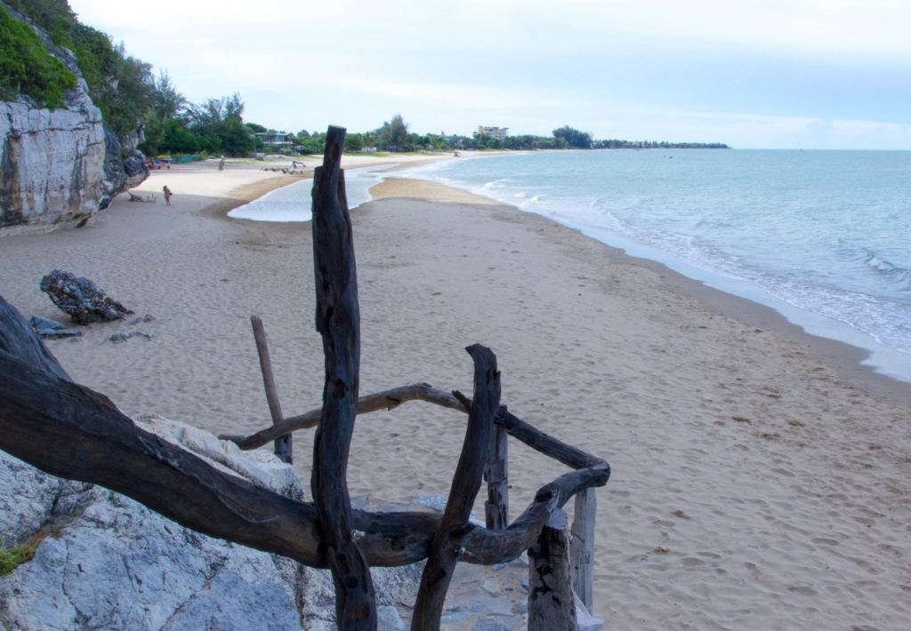Nam Talay Resort