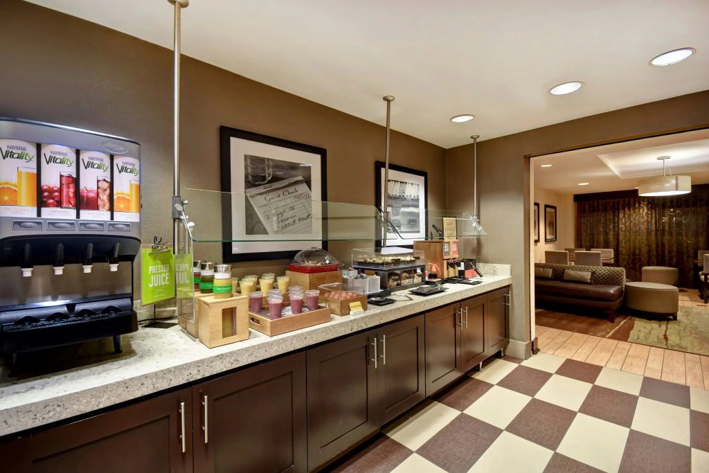 Hampton Inn Atlanta-Mall Of Georgia