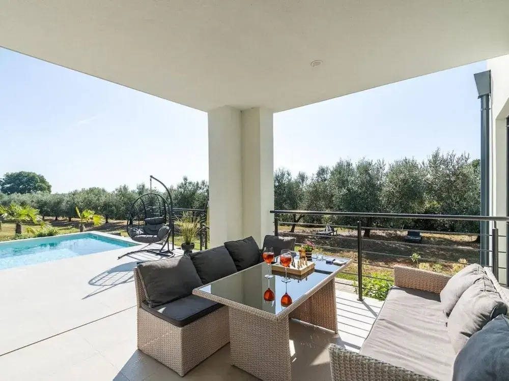 Villa Aurora III