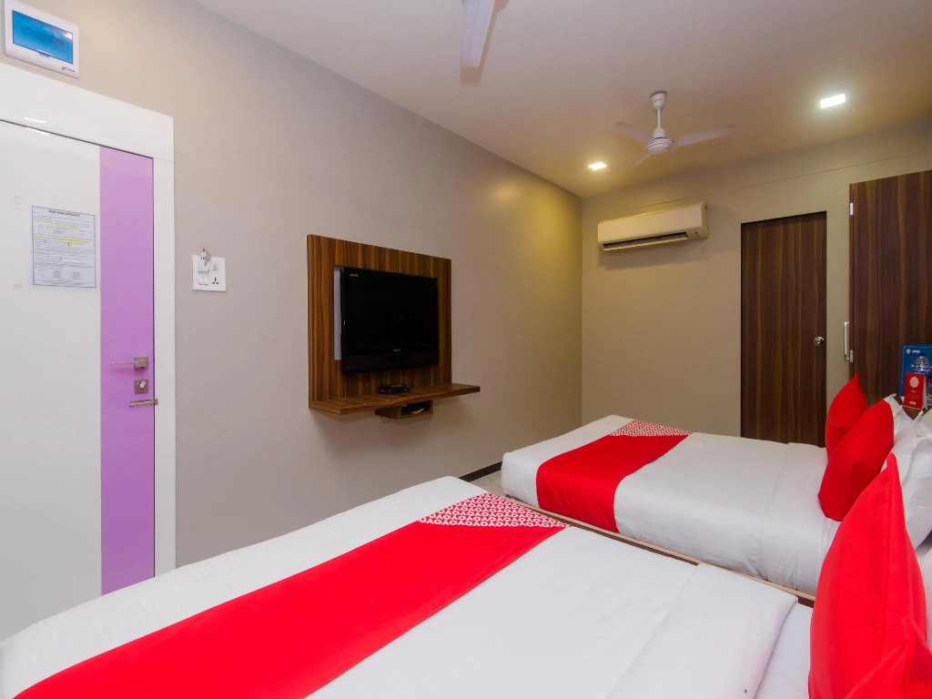 Hotel O Blue Pearl Residency Near Chhatrapati Shivaji International Airport