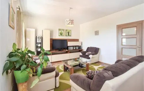Amazing Home In Kastel Sucurac