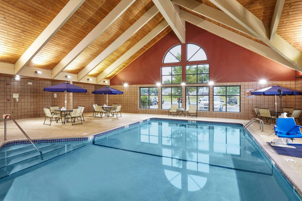 AmericInn by Wyndham Greenville