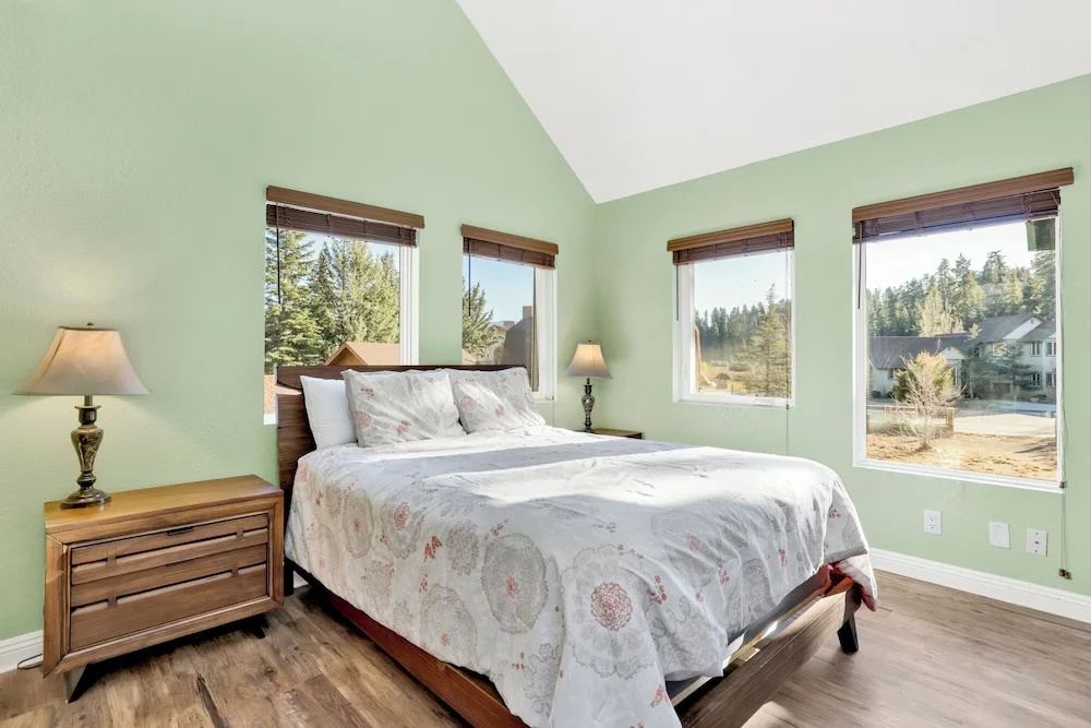 Fawnskin Chalet-1826 by Big Bear Vacations