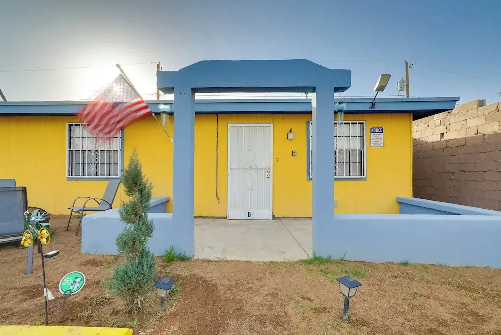 Central El Paso Home w/ Fire Pit!