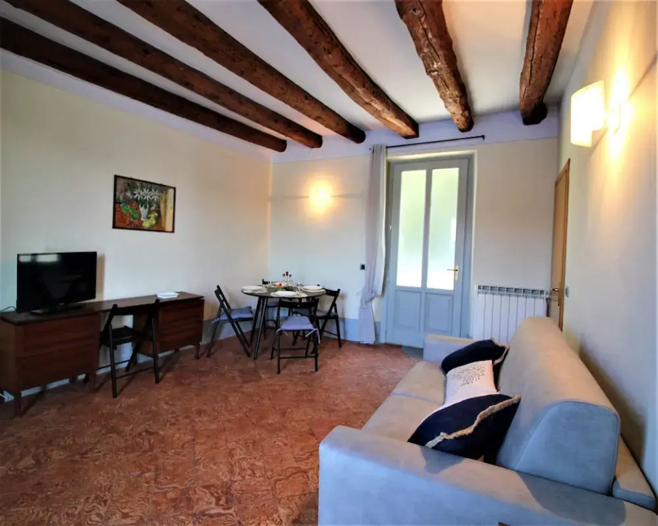 Spectacular View and Separate Entrance for 22 Persons