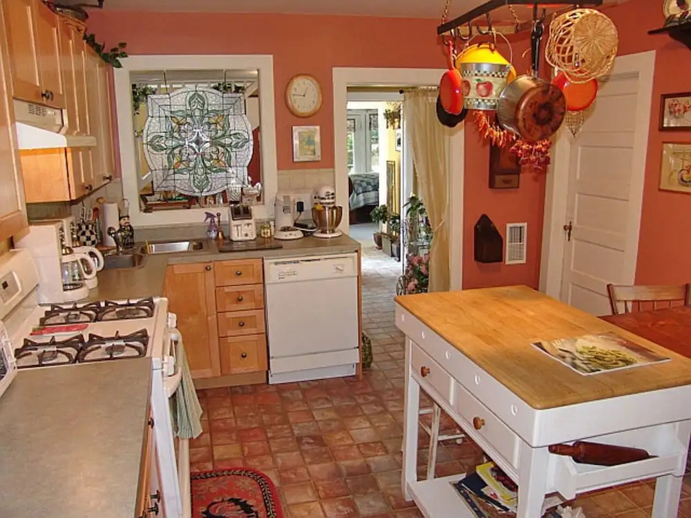 Frog Hollow Bed and Breakfast