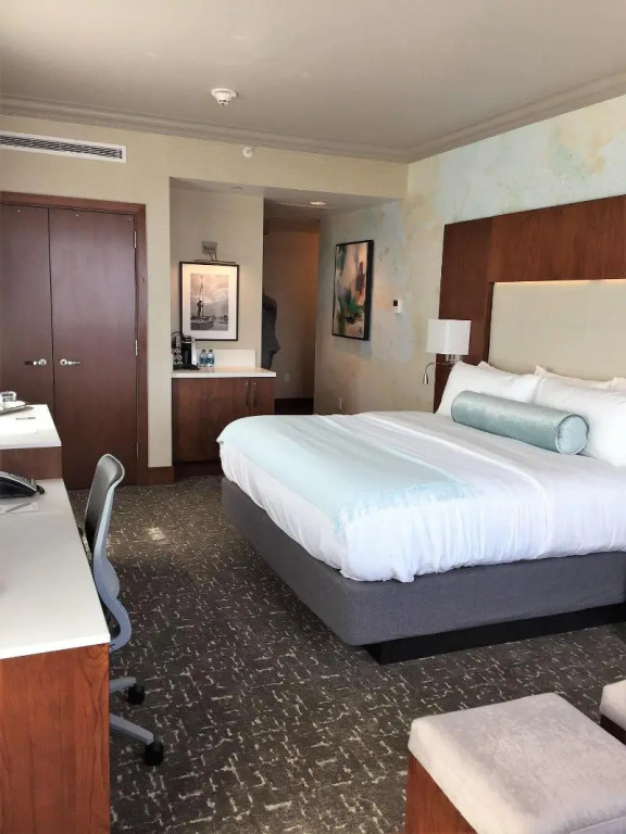 The Merrill Hotel & Conference Center, Muscatine, a Tribute Portfolio Hotel