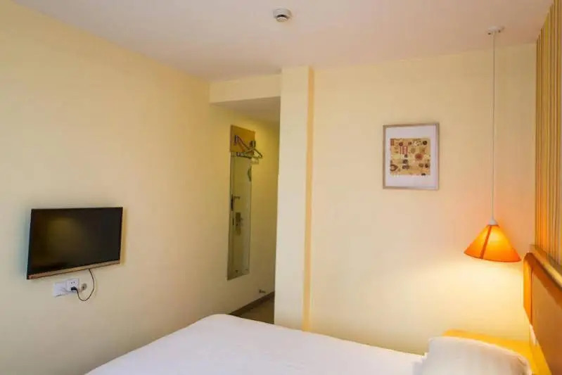 Home Inn Xinxingqiao