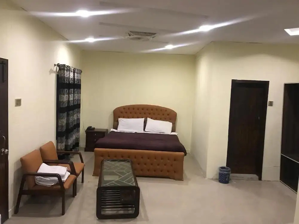 National City Hotel