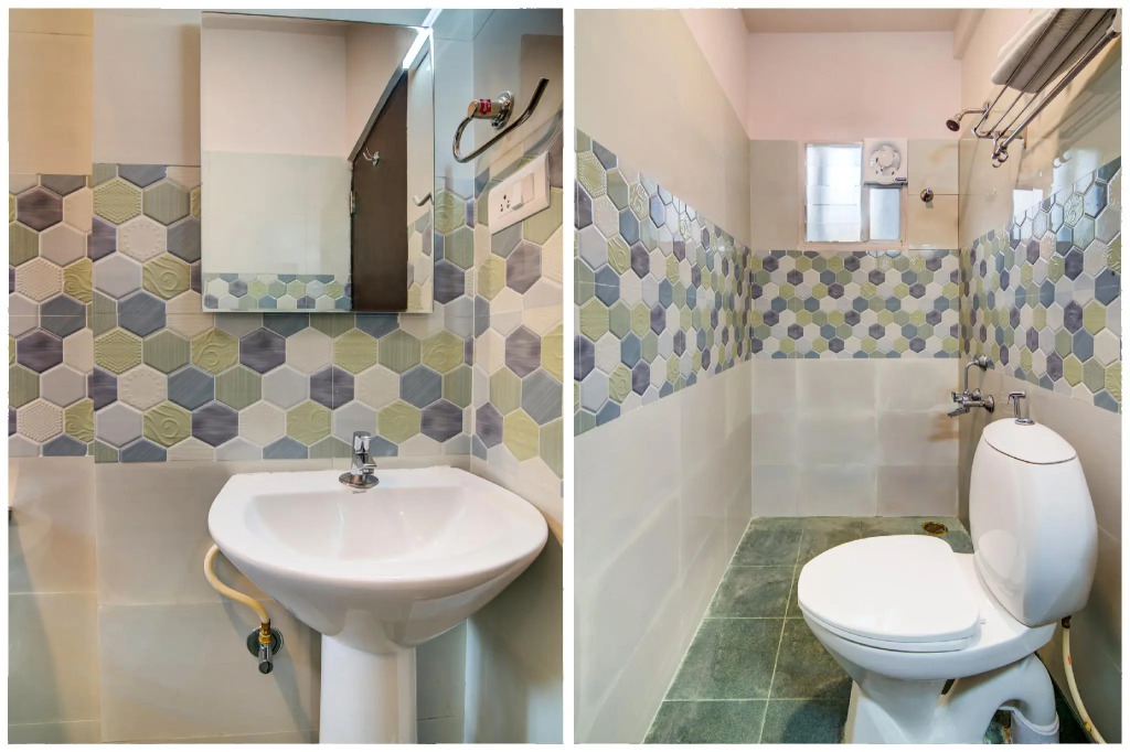 Capital O 23481 Rmv Savera Hotels