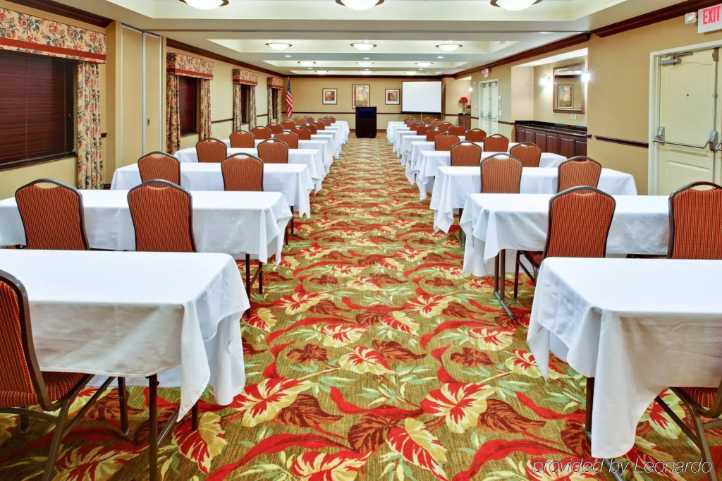 Holiday Inn Express Hotel & Suites DFW West - Hurst by IHG