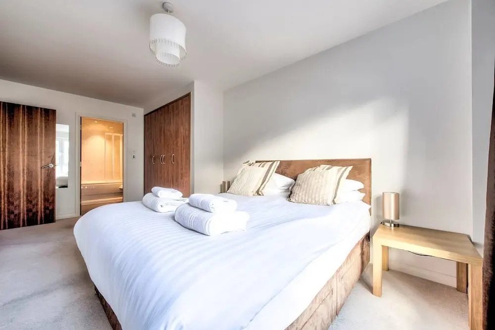 Delightful Two Bed Apartment At The Shore